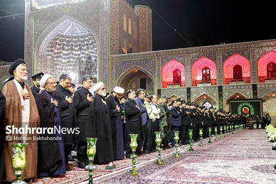 شام غریبان حسینی در حرم مطهر رضوی
