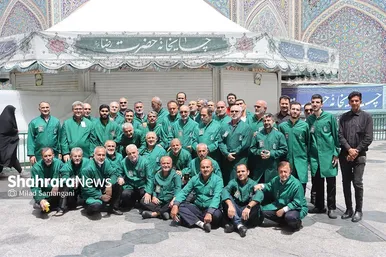 میزبانی قائم‌شهری‌ها از زائران رضوی در چایخانه امام رضا (ع)