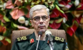 سرلشکر باقری: دشمن در میدان جنگ شناختی و ترکیبی در پی تسخیر ذهن&zwnj;ها و فروپاشی اراده مردم است