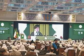 اتحاد بر مدار اندیشه‌های رهبر شهید | آیین اختتامیه چهلمین کنفرانس بین‌المللی وحدت اسلامی در حرم مطهر رضوی برگزار شد