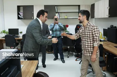 بازدید جمعی از مسئولین شهری و استانی مشهدمقدس از موسسه فرهنگی شهرآرا (۴) (۱۷ مرداد ۱۴۰۳)