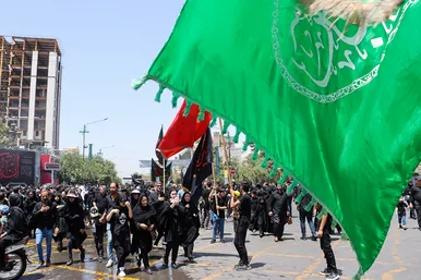  عزاداری روز عاشورا در مشهد