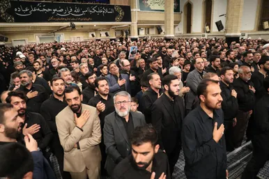 گزارش تصویری | سخنرانی رهبر معظم انقلاب در مراسم عزاداری شهادت امام رضا(ع)