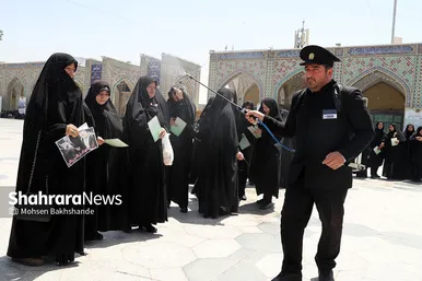 مراسم تشییع حاج فضل‌الله برهانی در حرم مطهر رضوی