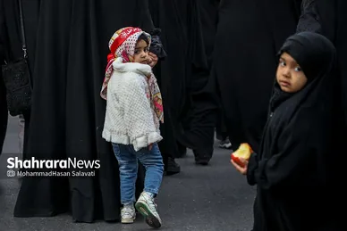 تشییع دو تن از شهدای حمله تروریستی کرمان در مشهد