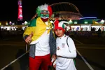 عکس | هم‌وطنانِ تماشاگر دیدار ایران و هنگ‌کنگ