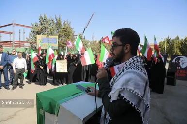 گزارش تصویری | تجمع دانشجویان انقلابی در مشهد