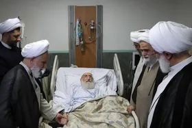 نمایندگان رهبر معظم انقلاب از آیت&zwnj;الله نوری همدانی عیادت کردند (۱۵ مهر ۱۴۰۵)