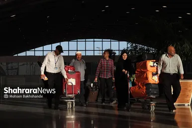 بازگشت اولین کاروان حجاج خراسانی
