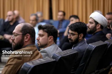 دیدار خبرنگاران و اصحاب رسانه با آیت الله علم الهدی به مناسبت روز خبرنگار