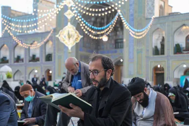 مراسم ترتیل‌خوانی قرآن کریم در حرم مطهر رضوی