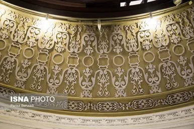 نوروزگردی | موزه آبگینه و سفالینه‌های ایران