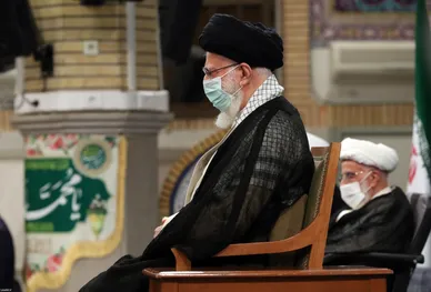 دیدار جمعی از مسئولان نظام و مهمانان شرکت کننده در کنفرانس وحدت اسلامی با رهبر معظم انقلاب