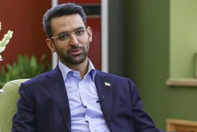 آذری جهرمی: شکاف بین نسلی در فضای مجازی جدی&zwnj;تر است