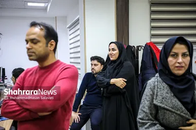 تماشای مسابقه فوتبال ایران و ژاپن در موسسه شهرآرا