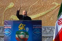 قالیباف در راهپیمایی تهران: ملت ایران با افتخار و قدرت ایستاده است (۲۲ دی ۱۴۰۴)