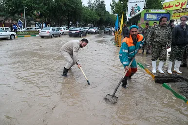 سیل در خیابان های مشهد(2)