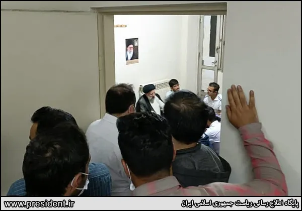 درباره افطار رئیس‌جمهور با دانشجویان افغانستانی در خوابگاه دانشگاه خوارزمی کرج + تصاویر