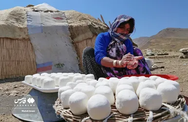 مادرانِ آبادی