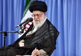 پیام رهبر معظم انقلاب در پی هتک ساحت قرآن مجید در سوئد | اشد مجازات برای عامل جسارت به قرآن مورد اتفاق همه علمای اسلام است