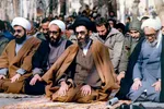 ۲۸ دی‌ماه؛ سالروز نخستین نمازجمعه تهران به امامت آیت‌الله خامنه‌ای + عکس