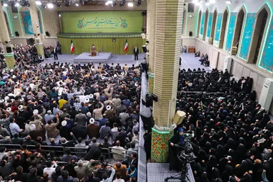 گزارش تصویری | دیدار هزاران نفر از مداحان و ستایشگران اهل بیت(ع) با رهبر انقلاب اسلامی