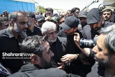 گزارش تصویری | استقبال از پیکر مطهر رهبر شهید انقلاب و خانواده ایشان در فرودگاه مشهد