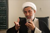 حجت‌الاسلام نظافت: نیروهای نظامی به وظیفه ذاتی خود عمل می‌کنند | مردم همچنان در میدان باشند + فیلم