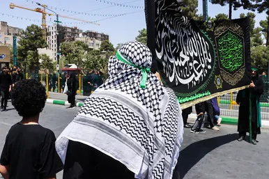  عزاداری روز عاشورا در مشهد