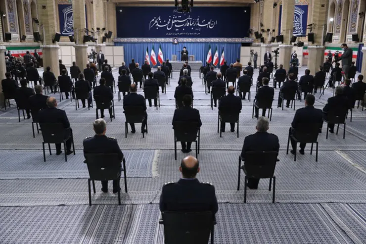 پخش سرود ملی در ديدار فرماندهان نیروی هوایی ارتش با رهبر معظم انقلاب + فیلم