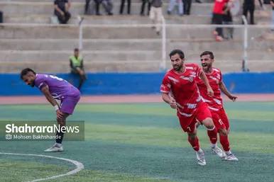گزارش تصویری | لیگ دسته سوم فوتبال کشور | مسابقه دو تیم همشهری آوانا و شریعت نوین