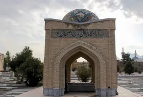 &laquo;تخت فولاد&raquo; آرامگاه ابدی زنده&zwnj;یاد استاد احمد مراتب شد