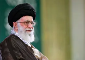 تازه&zwnj;ترین استفتاء رهبر انقلاب درباره گوش دادن به خوانندگی زنان