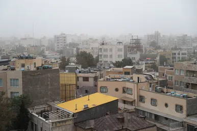 هجوم ریزگردها به آسمان مشهد