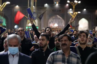 مراسم احیاء شب 21 ماه رمضان در حرم مطهر رضوی