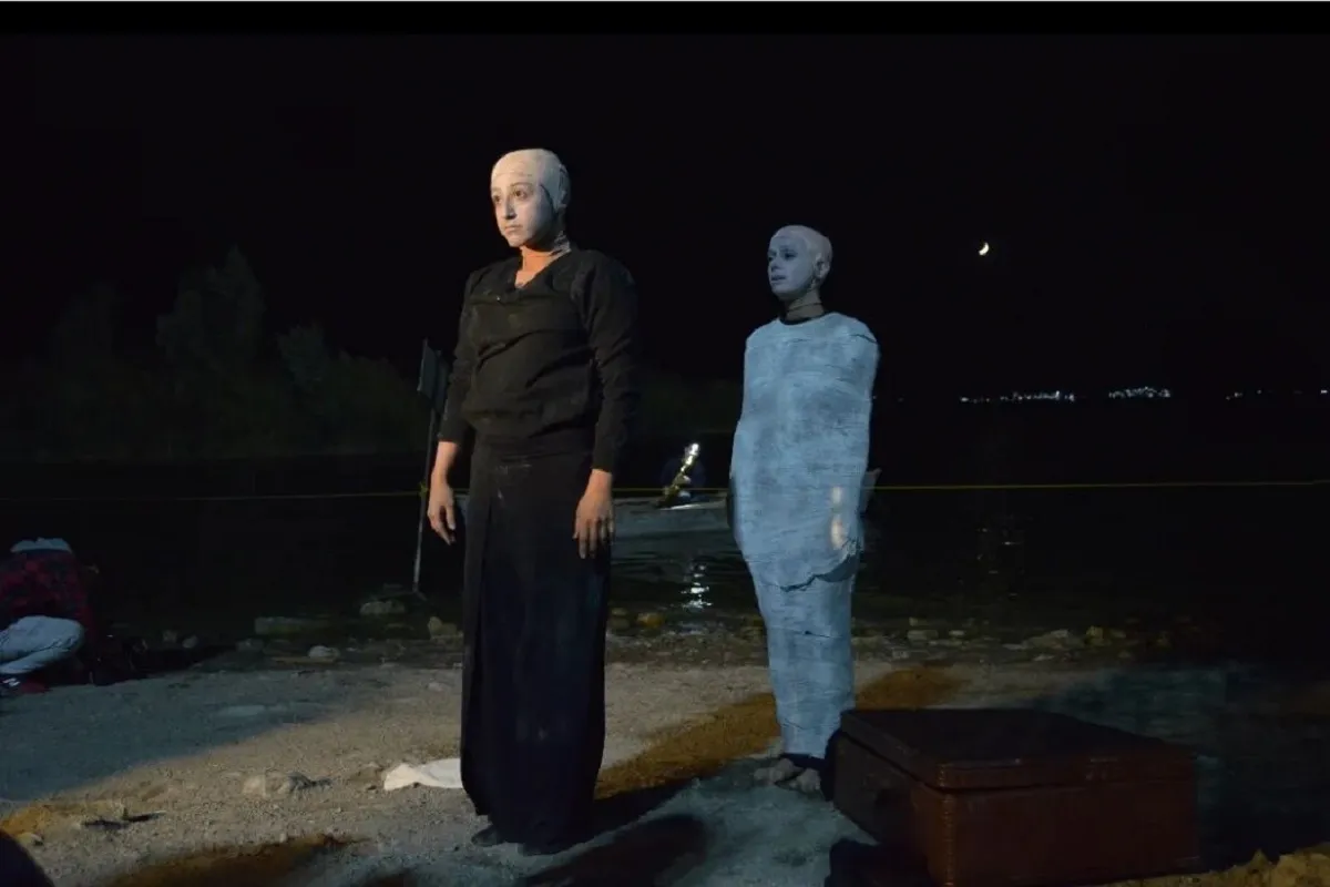 نمایش «یک خودآگاه مسحور» روی صحنه تئاتر فجر نمی‌رود + علت