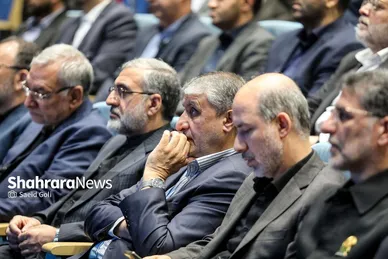 عکس‌هایی از آیین بهره‌برداری و آغاز عملیات اجرایی ۱۰۹ پروژه سفر رئیس‌جمهور شهید به مشهد