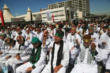 استقبال از طولانی‌ترین کاروان پیاده‌روی اربعین در مشهد مقدس