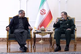 محسن رضایی در دیدار با وزیر کشور پاکستان: تهران و اسلام آباد عقبه راهبردی یکدیگرند