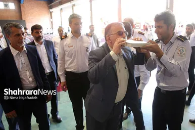 رژه ناوگان خودرویی آتش نشانی مشهد