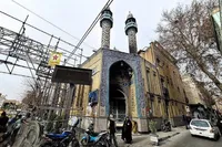 تعرض به ۶۴ مسجد تهران در جریان ناآرامی‌ها | آمادگی ۹۰ درصد مساجد آسیب‌دیده برای برگزاری نماز در ماه رمضان