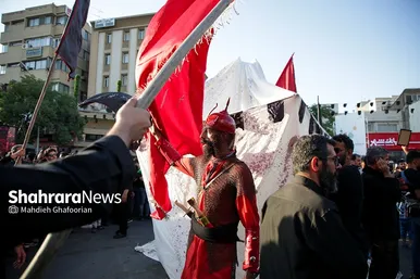 آیین خیمه سوزان عصر عاشورا در مشهد