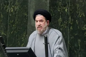 نماینده تبریز در مجلس: قطعا ارز ۴۲۰۰ تومانی برای تهیه ⁧‫دارو‬⁩ و ⁧‫گندم حذف نخواهد شد