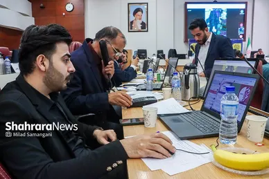 عکس‌هایی از دور دوم انتخابات ریاست جمهوری در مشهد (۵)