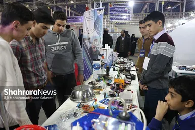 افتتاح نمایشگاه دستاوردهای پژوهش و فناوری
