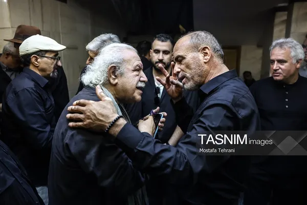 مراسم گرامیداشت زنده‌یاد اکبر عبدی برگزار شد (۷ مرداد ۱۴۰۵) + تصاویر