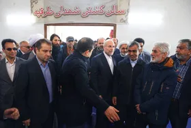 خانه کشتی طرقبه با حضور رئیس مجلس شورای اسلامی و وزیر ورزش به بهره&zwnj;برداری رسید+ عکس و فیلم (۱۴ آذر ۱۴۰۴)