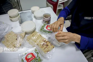 افطار به وقت خدمت