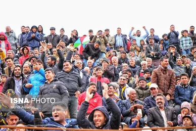 مسابقات کشتی با چوخه اسفراین