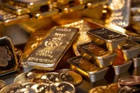 بازار جهانی طلا از افزایش قیمت نفت به وحشت افتاد (۱۸ اسفند ۱۴۰۴)
